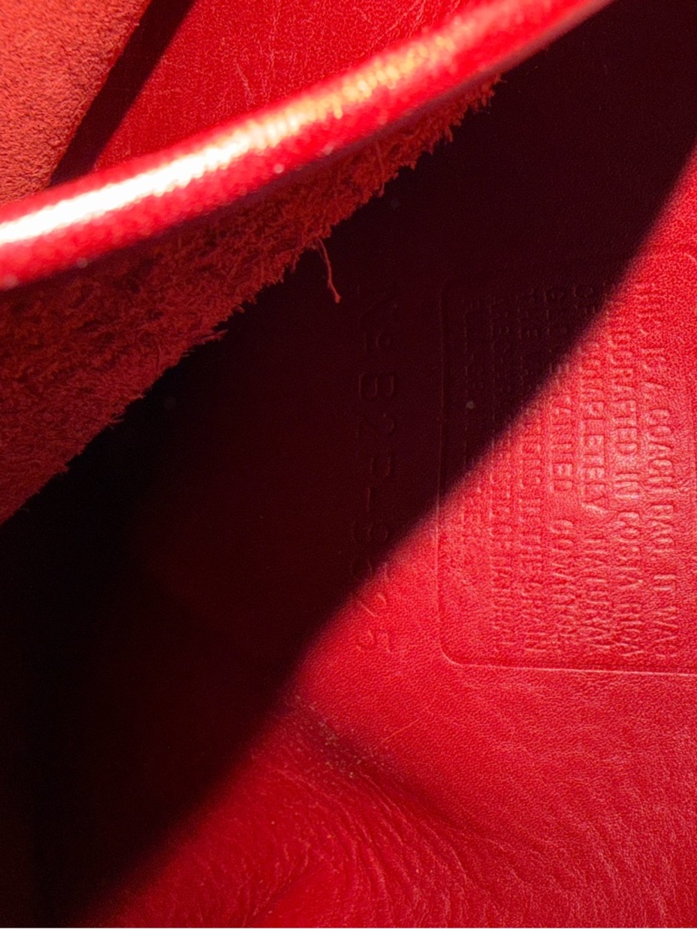 Vintage Coach Red Leather Stewardess 9525 Bag with Gold-Tone Hardware - Picture 14 of 15